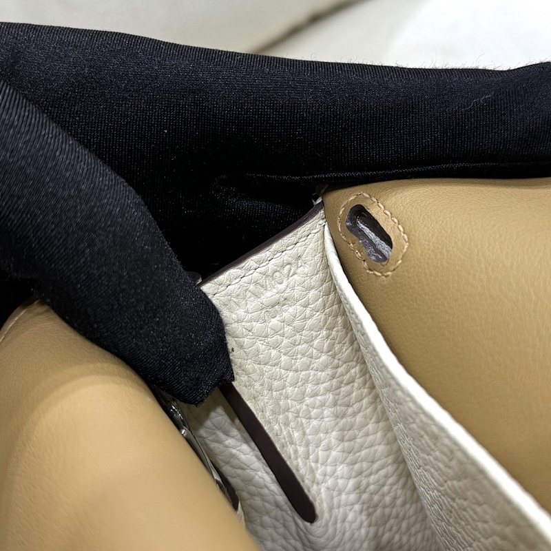Hermes bag style