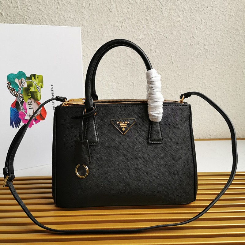 Prada bag style